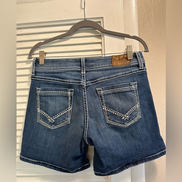Buckle Culture Denim Shorts - Picture 5 of 6